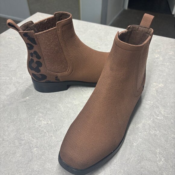 Vivaia Waterproof Square-Toe Ankle Chelsea Boots (Clara), Brown Leopard Size 42 - Picture 2 of 8